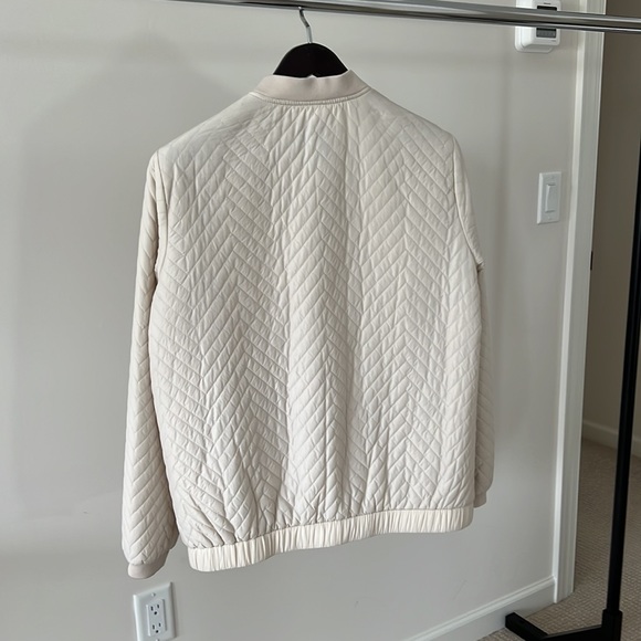 Spring-summer  light jacket. - Picture 5 of 10